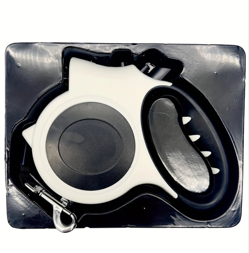 RETRACTABLE PETS AND  DOG LEASH WITH FLASH LIGHT. (black&white )