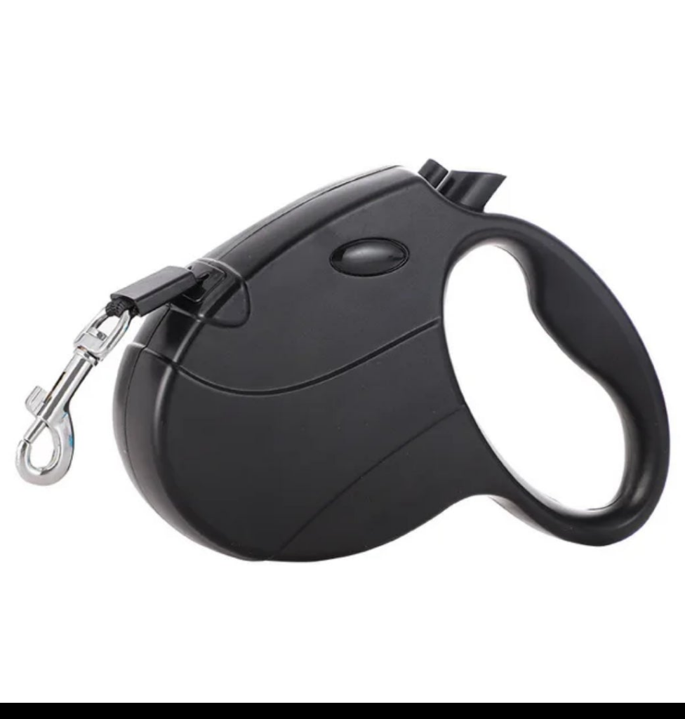 RETRACTABLE  DOG LEASH